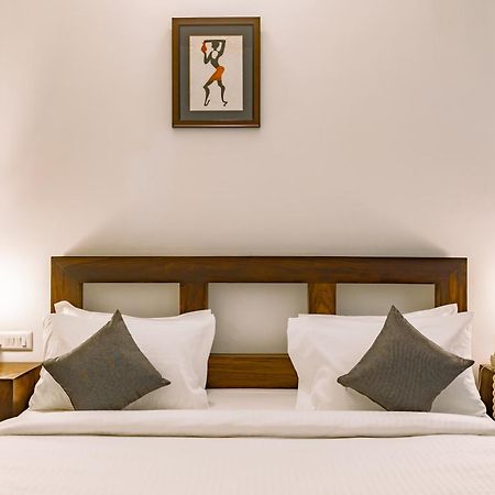 Hotel Narendra Central Muvattupuzha Esterno foto