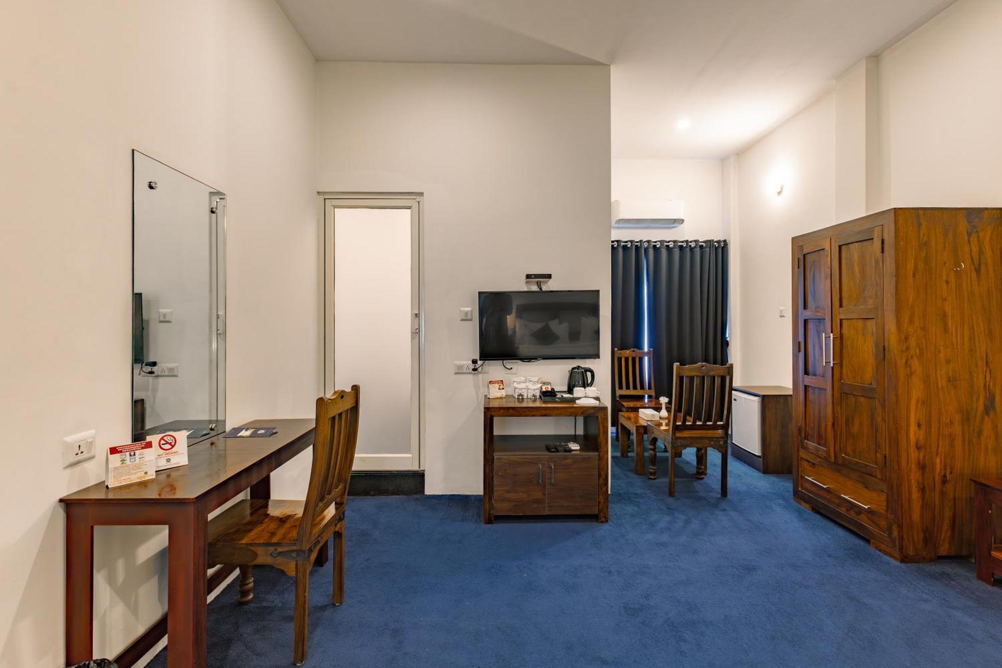 Hotel Narendra Central Muvattupuzha Esterno foto