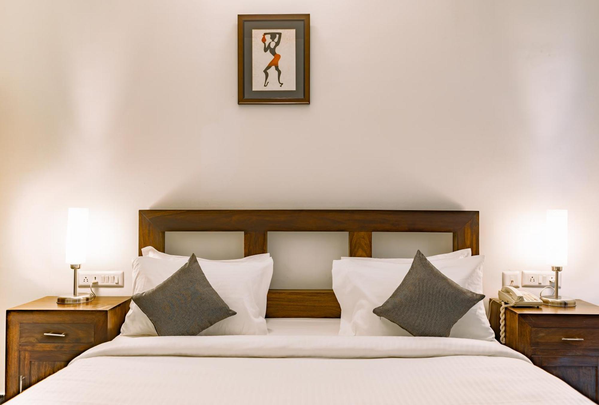 Hotel Narendra Central Muvattupuzha Esterno foto