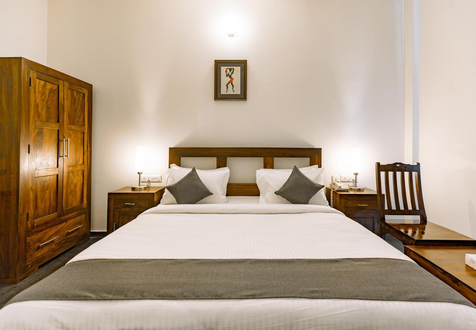 Hotel Narendra Central Muvattupuzha Esterno foto