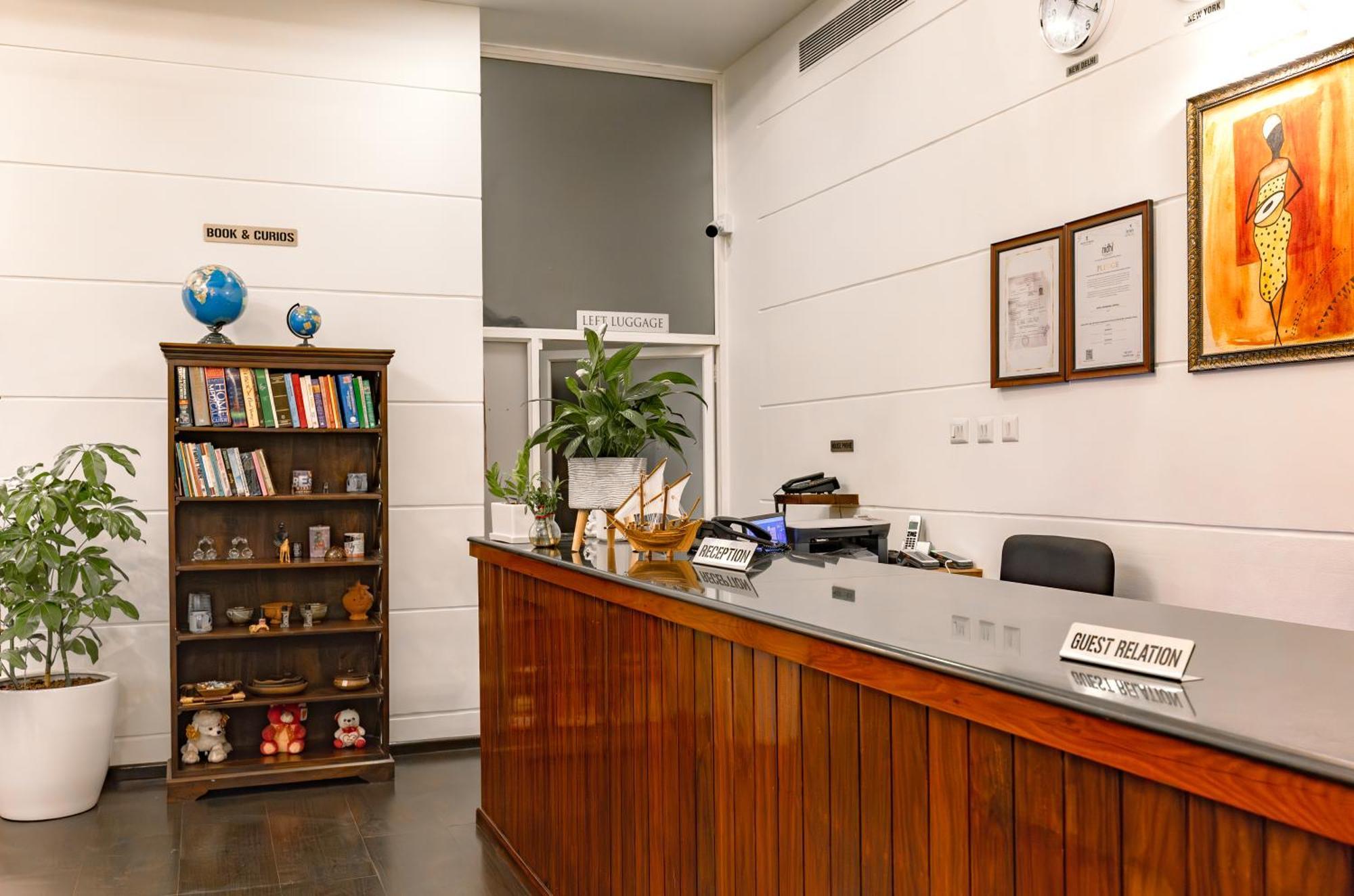 Hotel Narendra Central Muvattupuzha Esterno foto