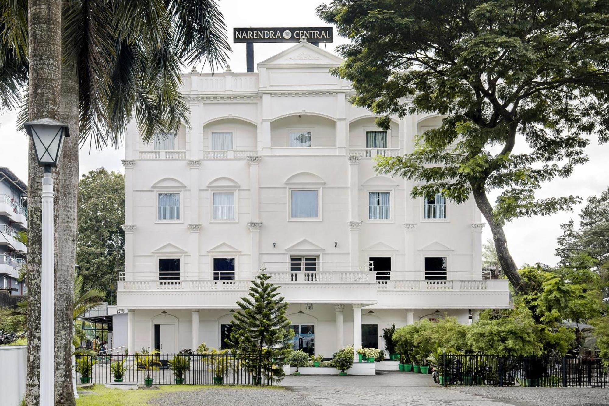 Hotel Narendra Central Muvattupuzha Esterno foto